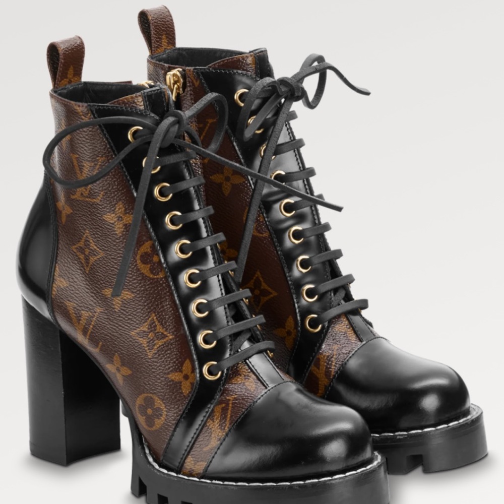 LOUIS VUITTON Star Trail Ankle Boot